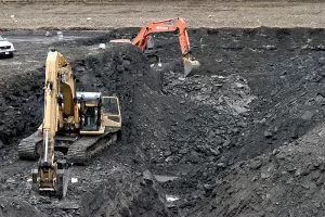 Digging for Ammolite Ammonites in Canada