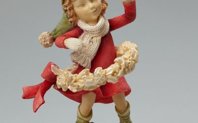 Heart of Christmas:  Elf with Wreath