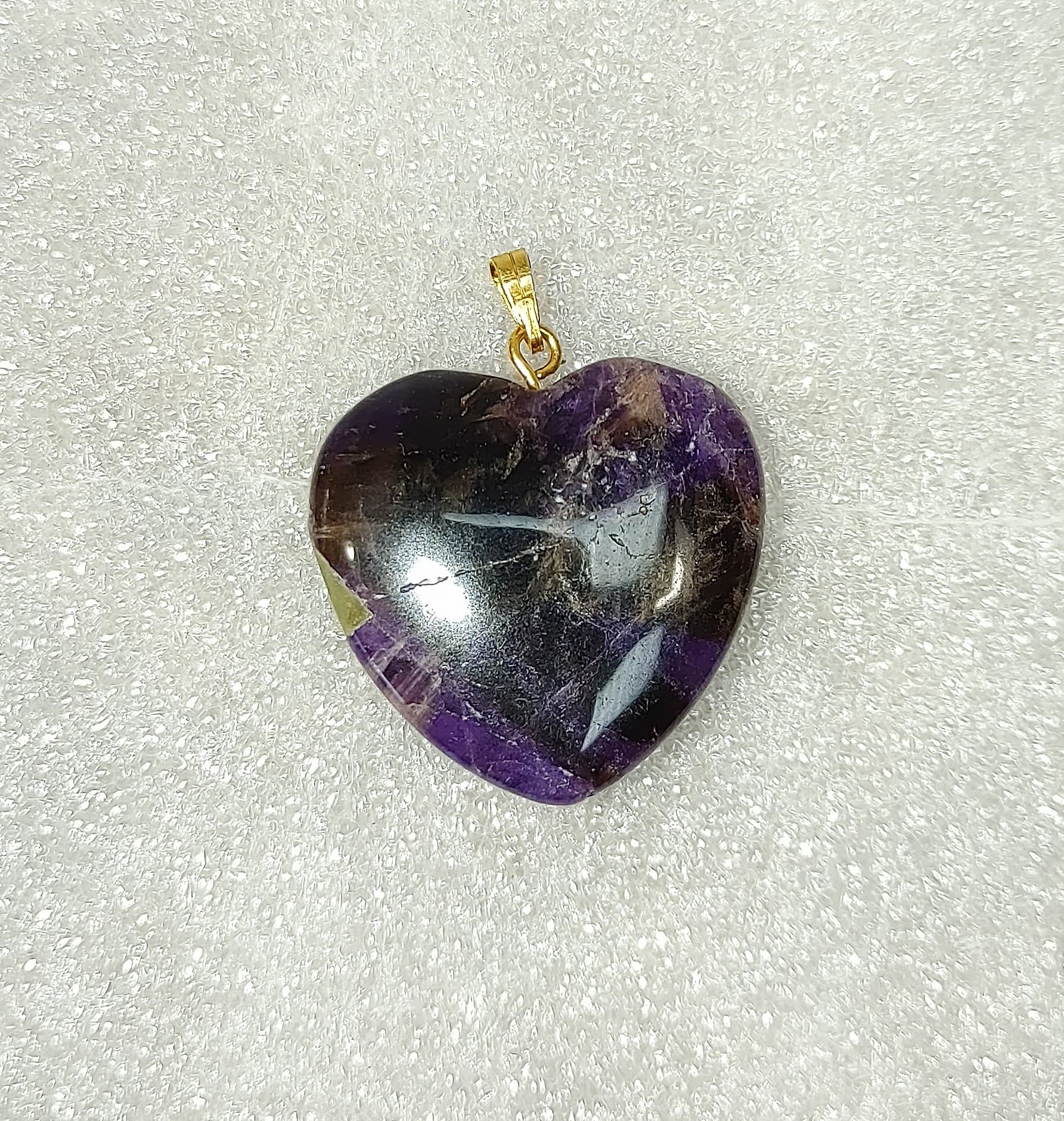 Fluorite-Heart-Pendant-4.jpg | Fossils for Sale Genuine Fluorite Heart Pendant for Sale #4