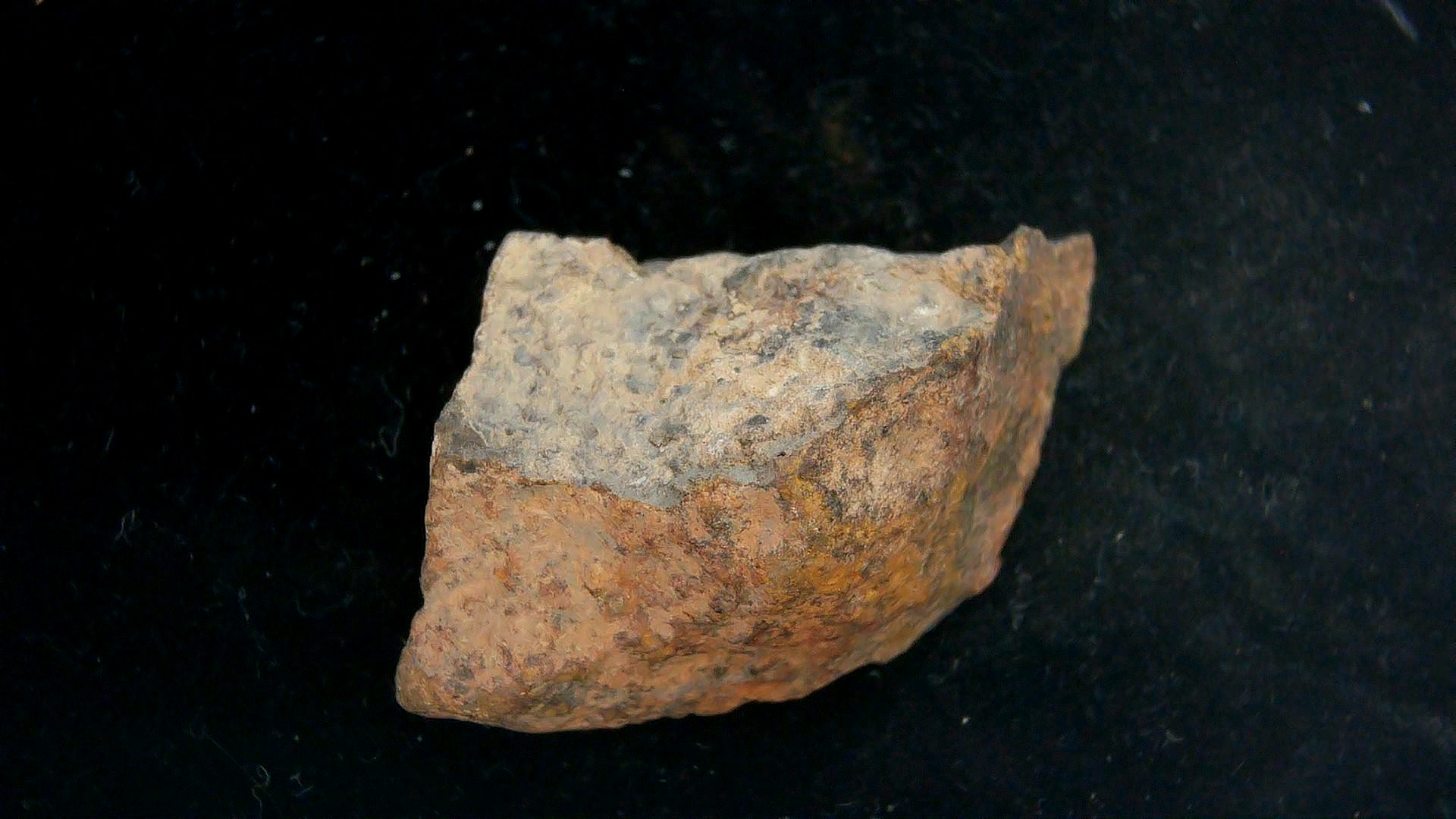 Arizona Gold Basin L4 Chondrite Meteorite 7a | Fossils for Sale